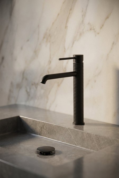 حنفية مغسلة حمّام أسود مطفي محفّرة