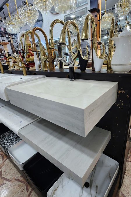 حوض مغسلة مربع/مستطيل لون بيج رخامي