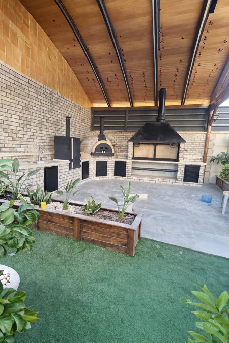 مطبخ خارجي ركن الشيف – شواية مدخنة + فرن بيتزا + مغسلة + صندوق تدخين