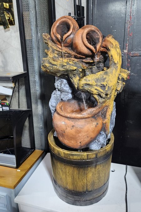 نافورة الجرّتين الريفية