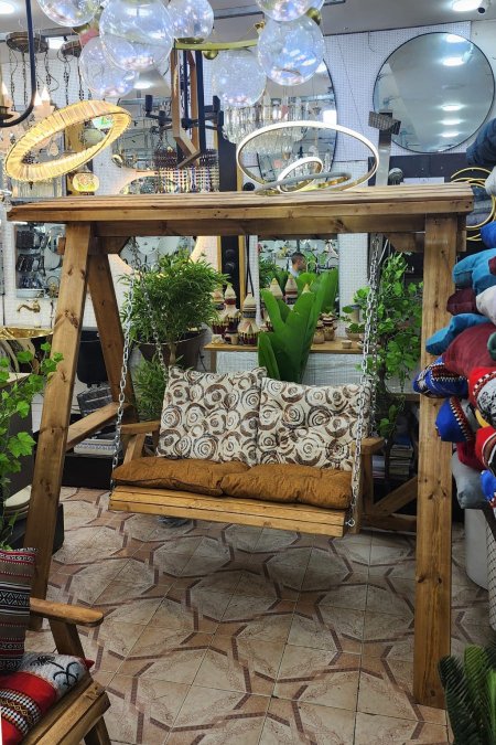 مرجيحة خشب خارجية