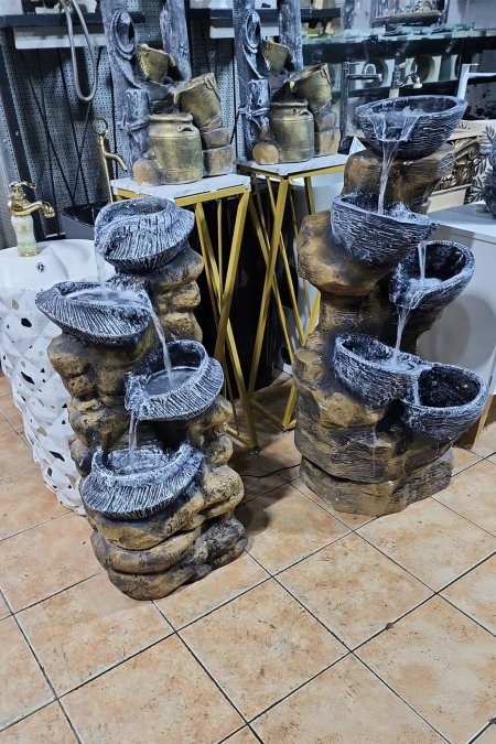 نافورة الشلال الصخري (4 جاطات) – أسود مع بني صخري