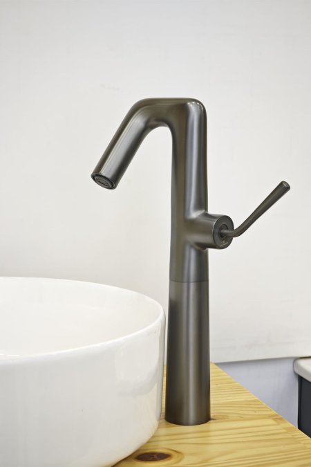 حنفية مغسلة جرافيت طويلة بتصميم عصري