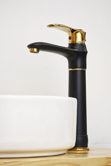 حنفية مغسلة جرافيت طويلة بتصميم دائري