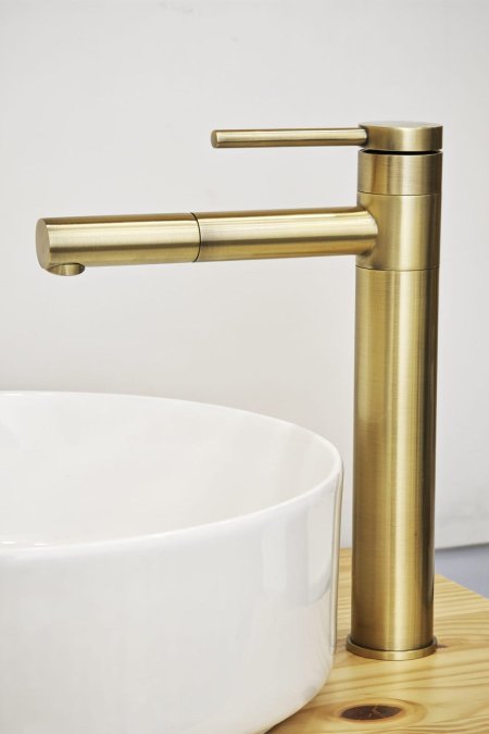 حنفية مغسلة ذهبية مطفية طويلة بتصميم دائري