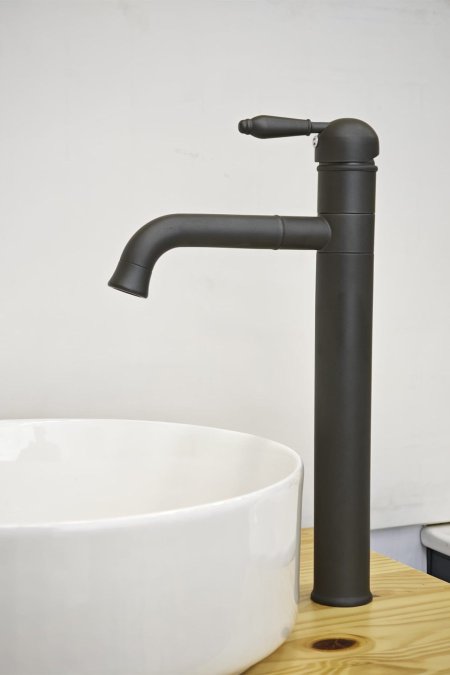 حنفية مغسلة طويلة جراي مطفي بتصميم كلاسيكي عصري