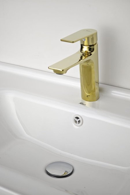 حنفية مغسلة ذهبية بتصميم عصري أنيق