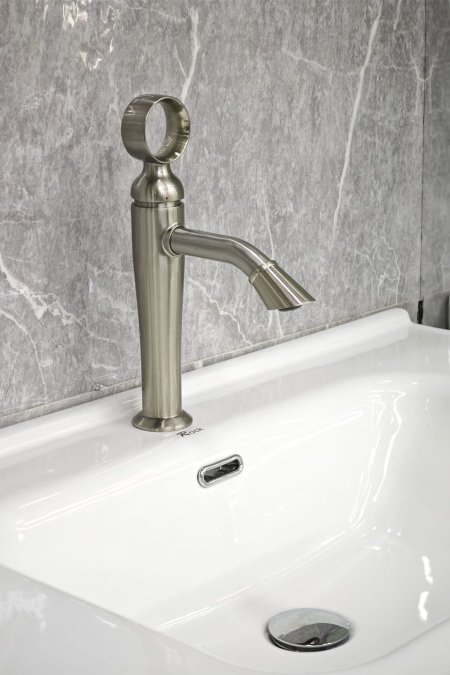 حنفية مغسلة فضي مطفي بتصميم فاخر ومقبض دائري