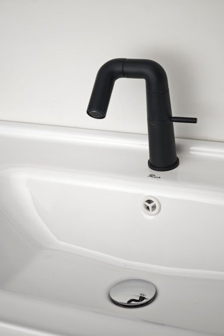 حنفية مغسلة أسود مطفي بتصميم منحني عصري