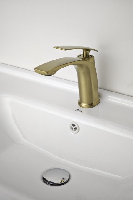 حنفية مغسلة ذهبي معتّق بتصميم عصري ناعم