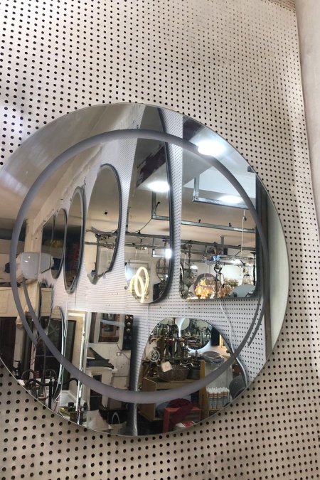 مراية دائرية ديكور هندسي