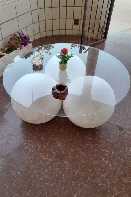 طاولة الكرات الثلاث