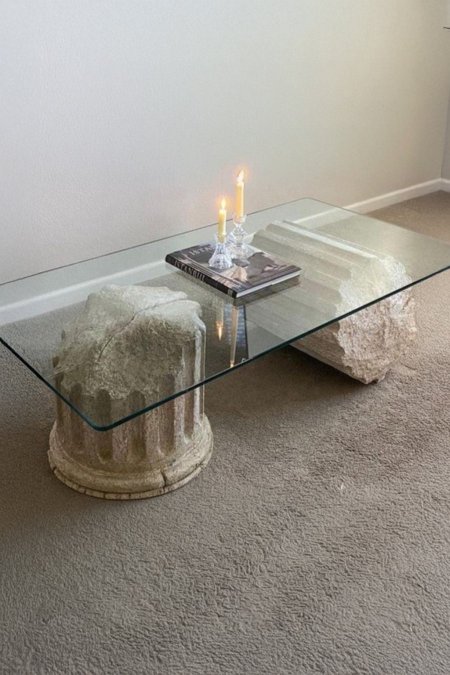 طاولة عمودين الرخام