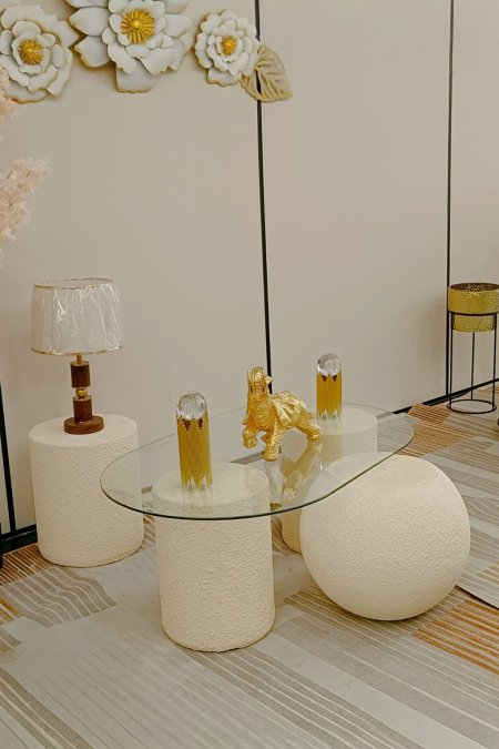 طاولة الكرات الحديثة