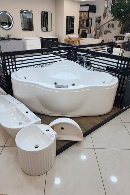 جاكوزي زاوية هيدرومساج ظهر عالي