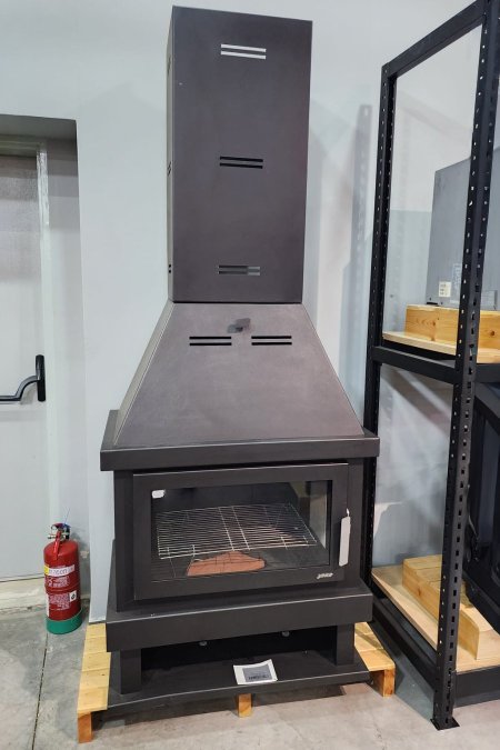 صوبه يوناني طوله 280 مع مدخنة