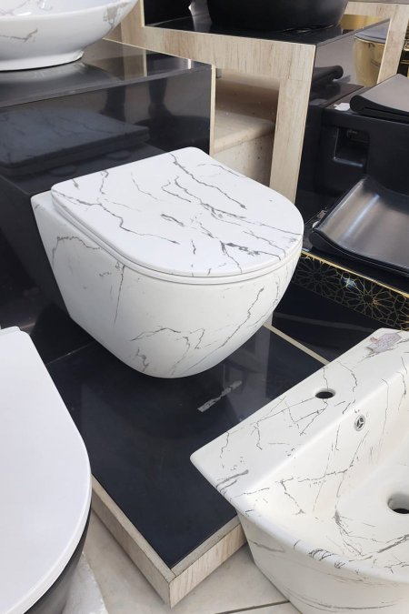 مرحاض تعليق رخام أبيض – ستايل مودرن