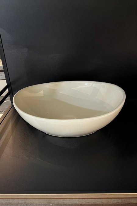 حوض مغسلة بيضاوي أبيض – موديل ناعم