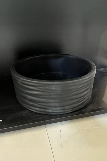 حوض مغسلة دائري أسود مطفي منقوش – موديل روك