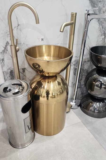 مغسلة ستاند ستانلس ذهبية