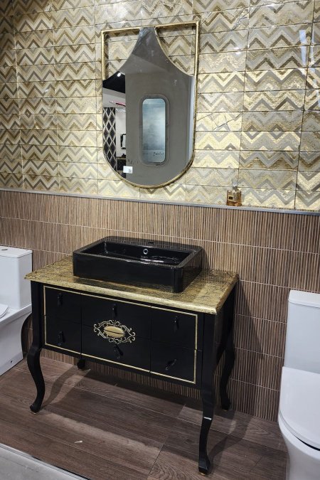 طقم مغسلة كلاسيك أسود × ذهبي