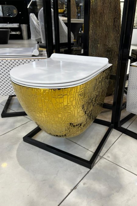 مرحاض تعليق فاخر – تصميم ذهبي بنقشة فسيفسائية بارزة