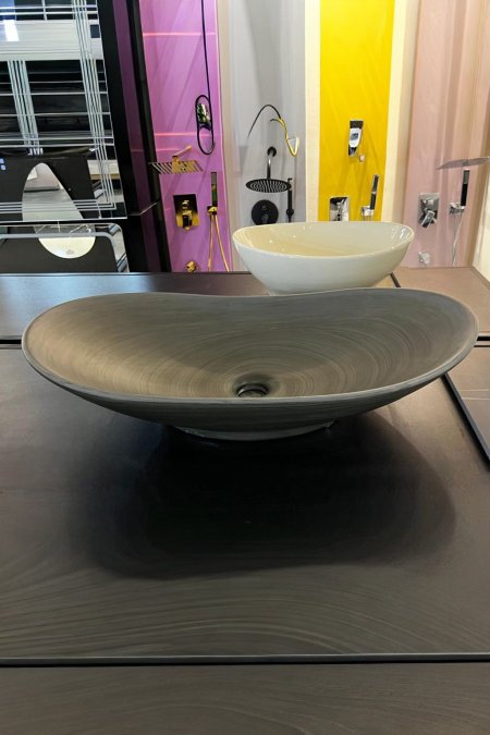 حوض مغسلة رمادي واسع – موديل وِيف ستون