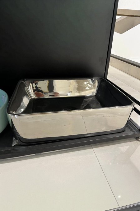 حوض مغسلة مستطيل ميتاليك – فضي أسود