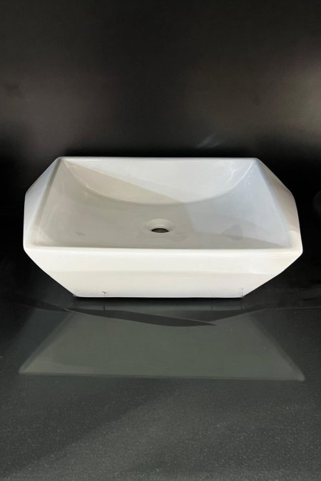 حوض مغسلة مستطيل بزاويا مائلة – أبيض