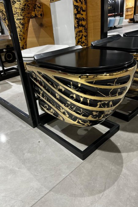 مرحاض جداري فاخر أسود–ذهبي بنقشة الطلاء العشوائي