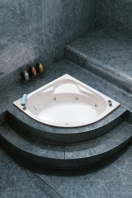 بانيو جاكوزي زاوية مدمج