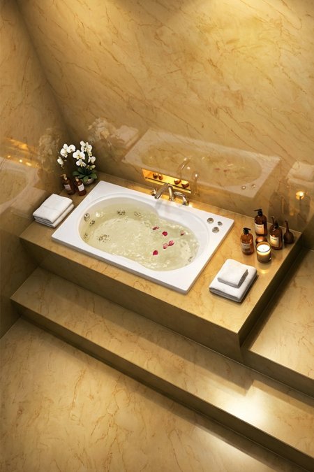 جاكوزي مستطيل فاخر – تشطيب ذهبي دافئ